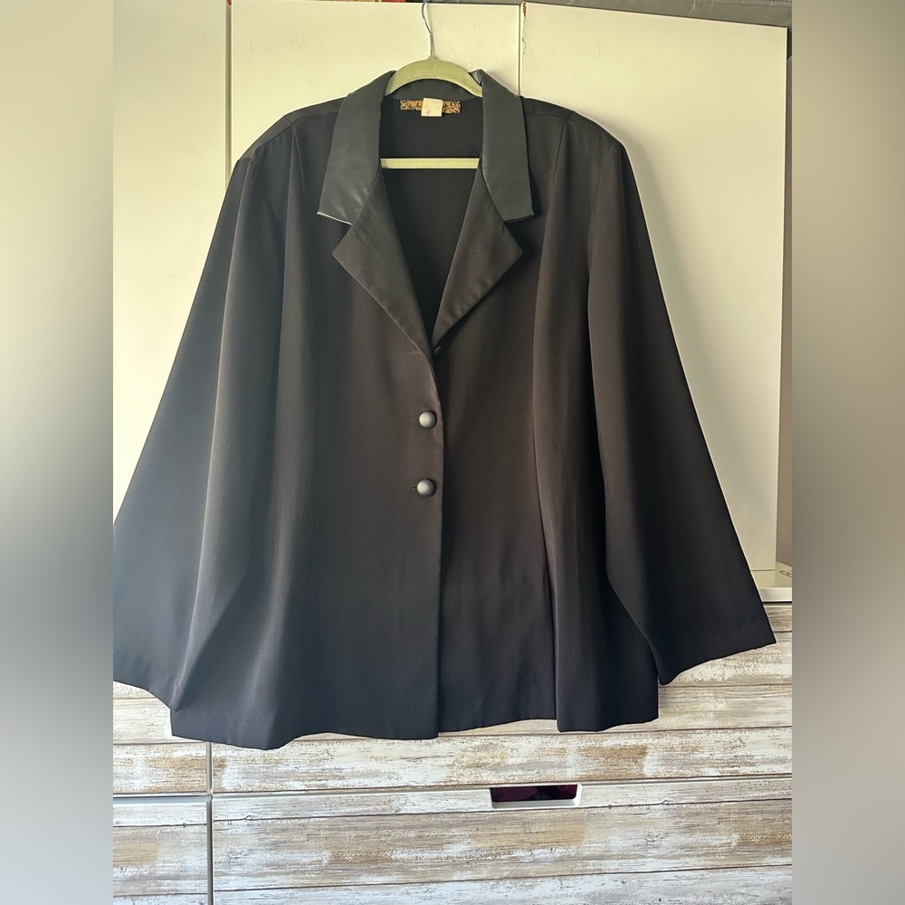 🖤 Plus Size 26 Black Blazer Faux Leather Lapels Chic Career Jacket